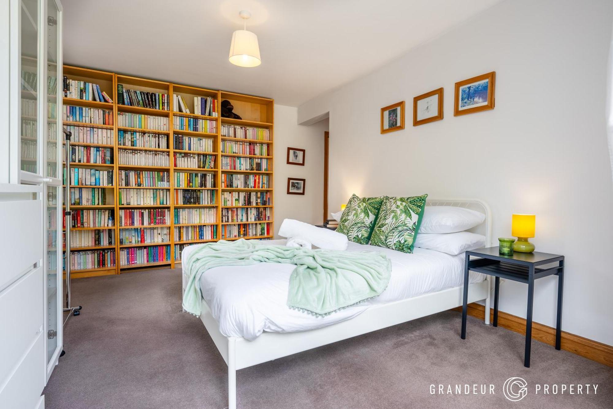 Bracken Bliss By Grandeur Property Ferndown Exterior photo